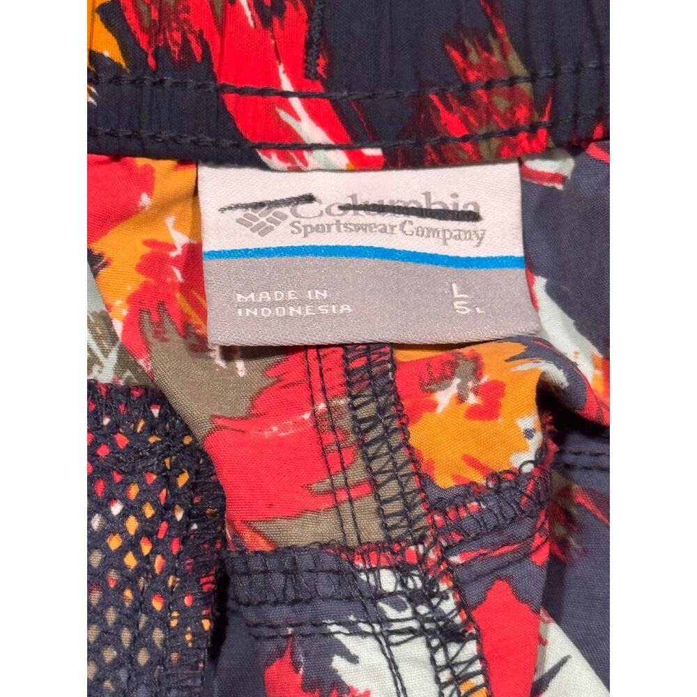 NWT! Columbia Women's Walnut River 5" Stretch Printed Shorts - Size Large - Picture 8 of 8